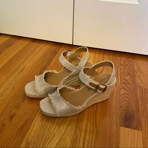 Lucky Brand 3” Wedges